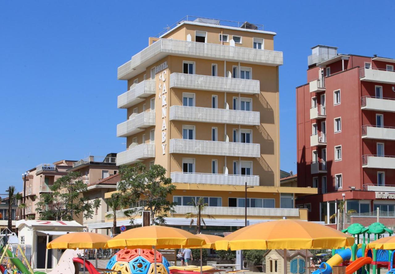 Hotel Carnaby Rimini Bagian luar foto